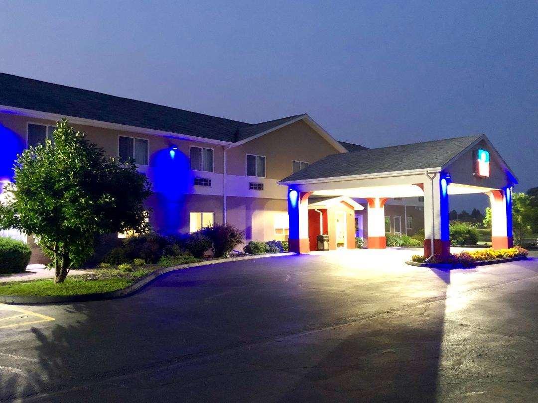 Surestay Plus Hotel By Best Western Bettendorf Εξωτερικό φωτογραφία