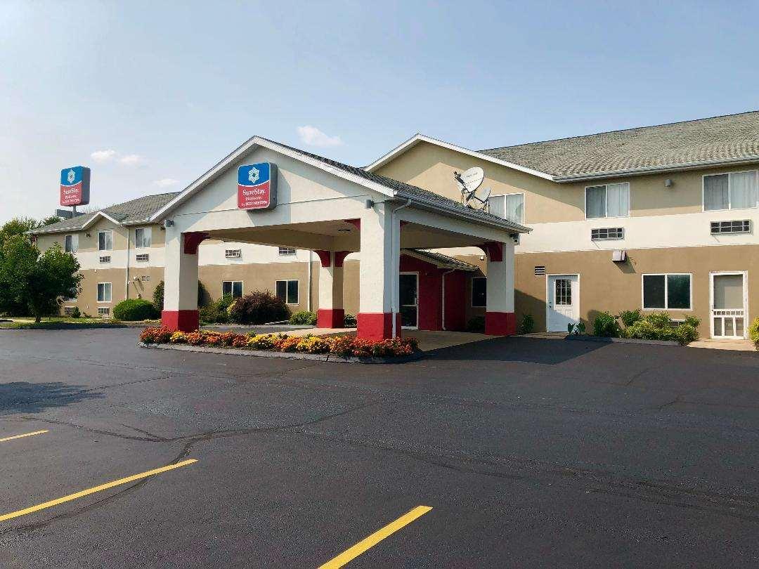 Surestay Plus Hotel By Best Western Bettendorf Εξωτερικό φωτογραφία