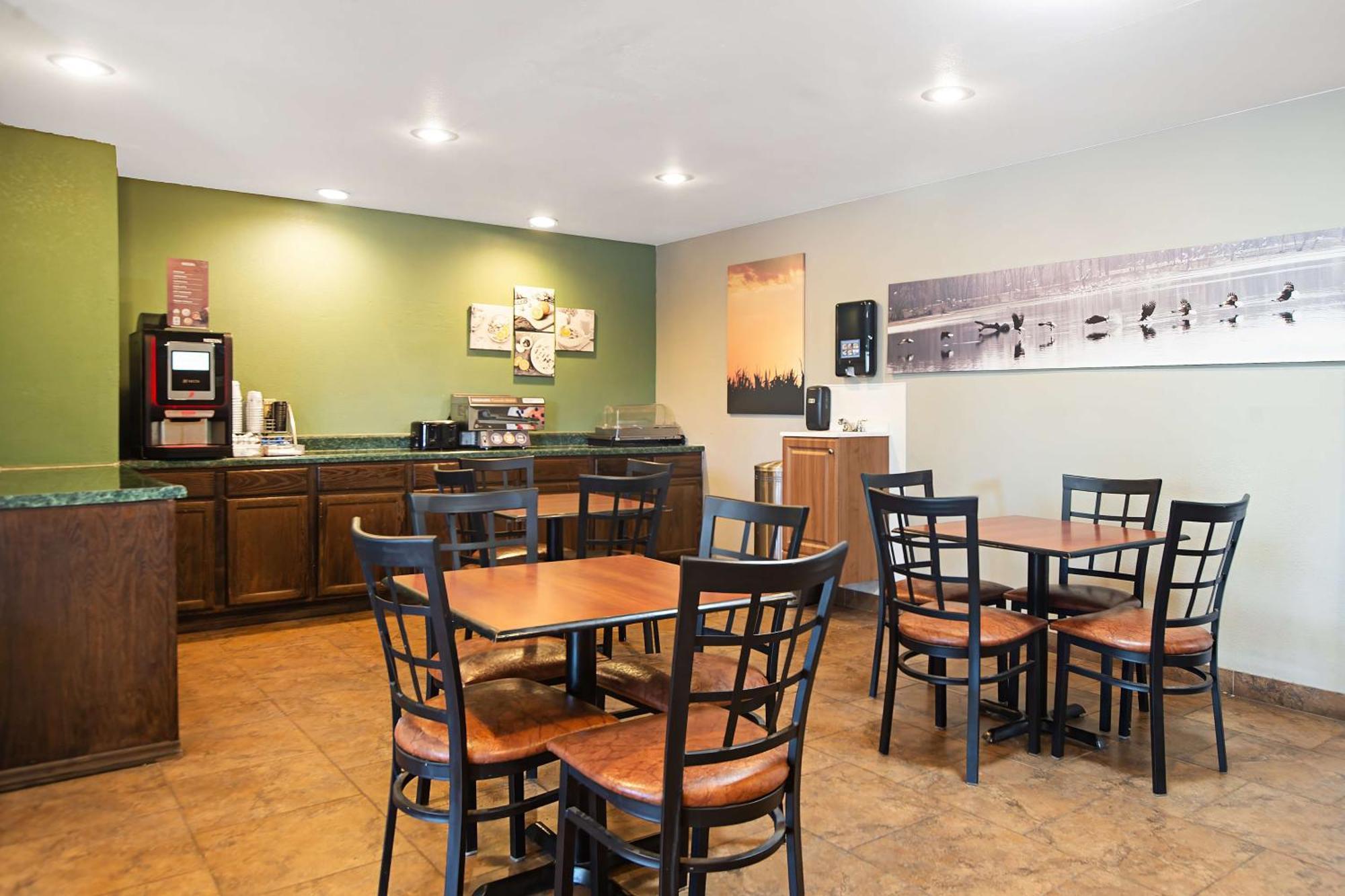 Surestay Plus Hotel By Best Western Bettendorf Εξωτερικό φωτογραφία