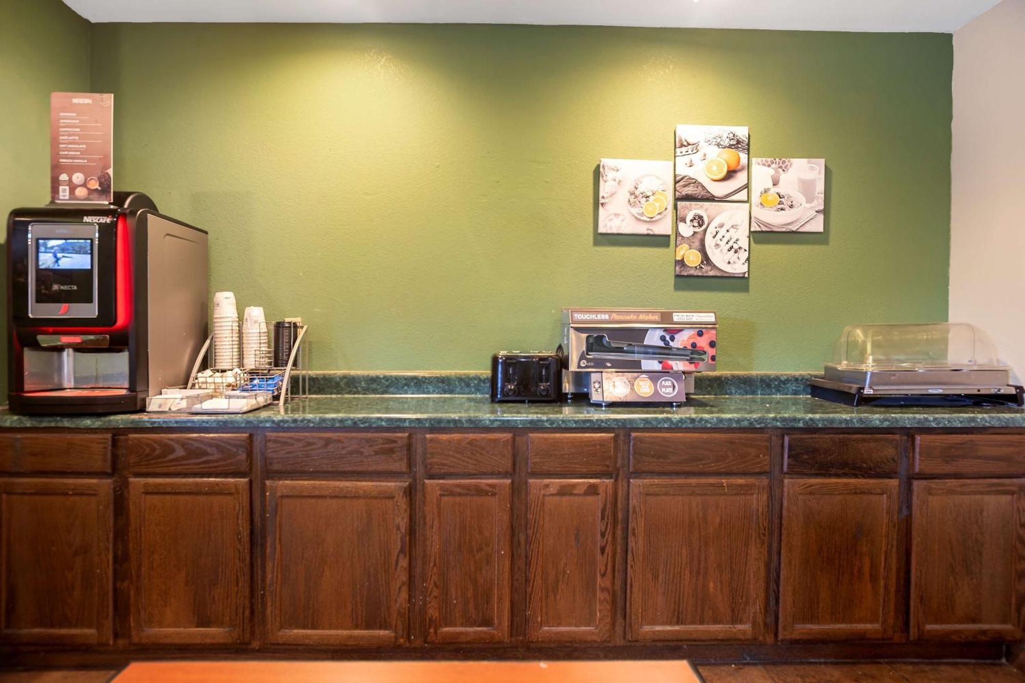 Surestay Plus Hotel By Best Western Bettendorf Εξωτερικό φωτογραφία